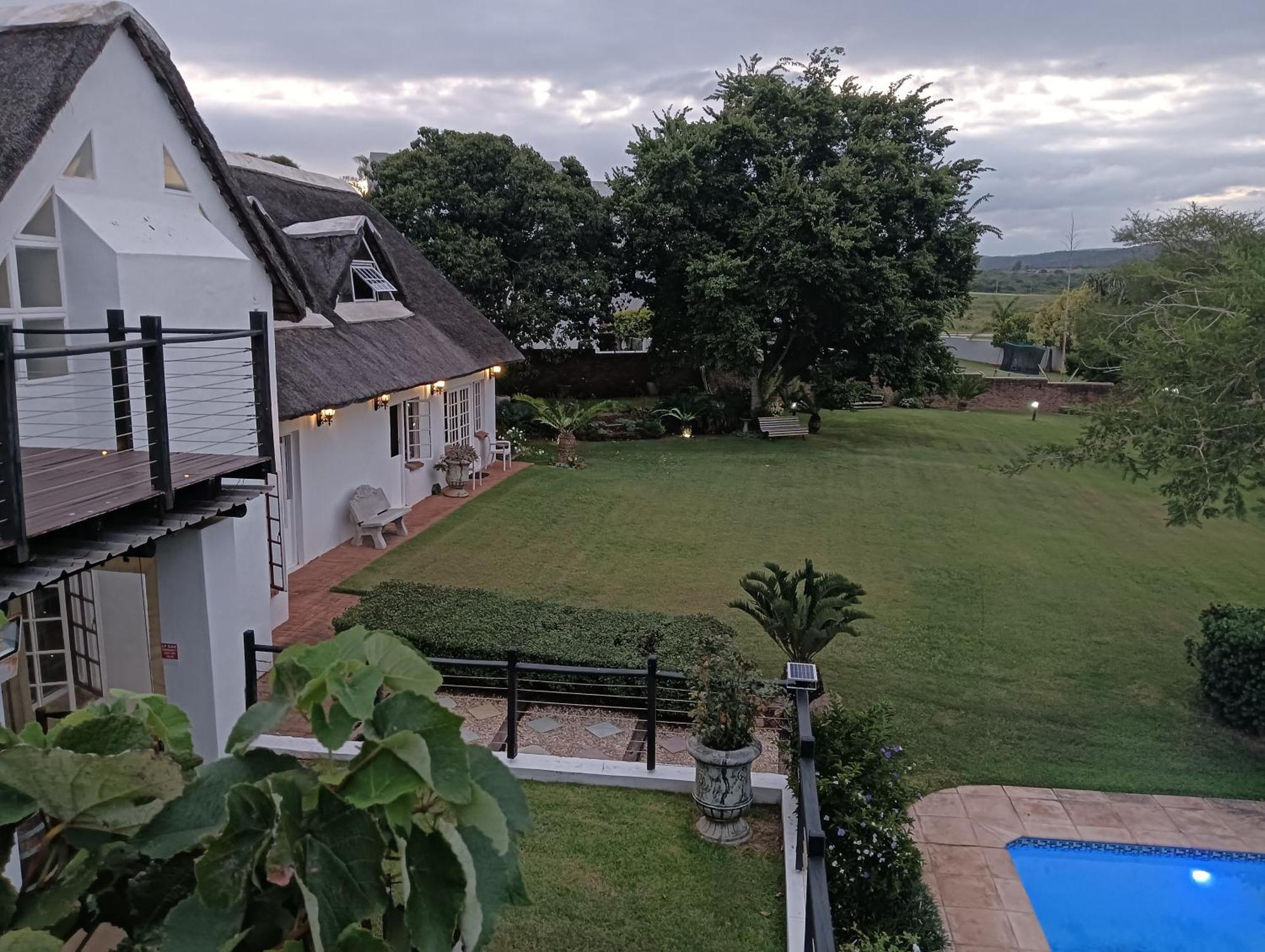 Little Tree Loft 2 Bed & Breakfast Uitenhage Bagian luar foto